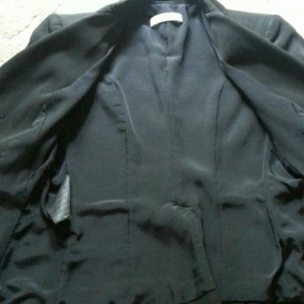 Authentic Prada Blazer - image 4